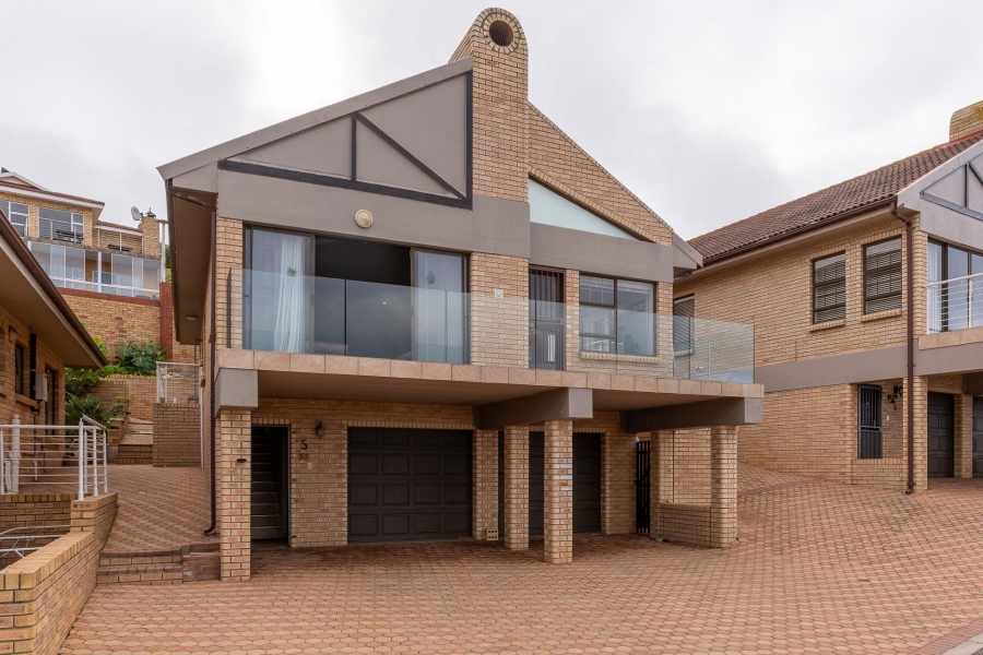 3 Bedroom Property for Sale in Menkenkop Western Cape